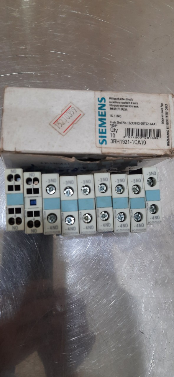 Công tắc phụ Siemens 3RH1921-1CA10